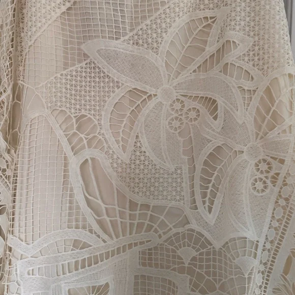 FARM Rio White Lace Guipure Midi Skirt - Picture 9 of 16